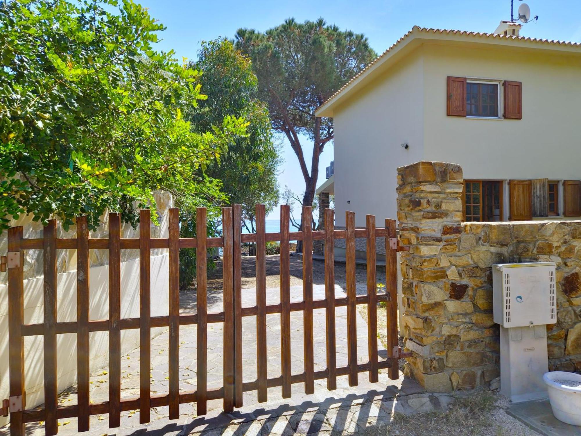 Villa Papiyon - Accesso Privato Alla Spiaggia Кала-Ліберотто Екстер'єр фото