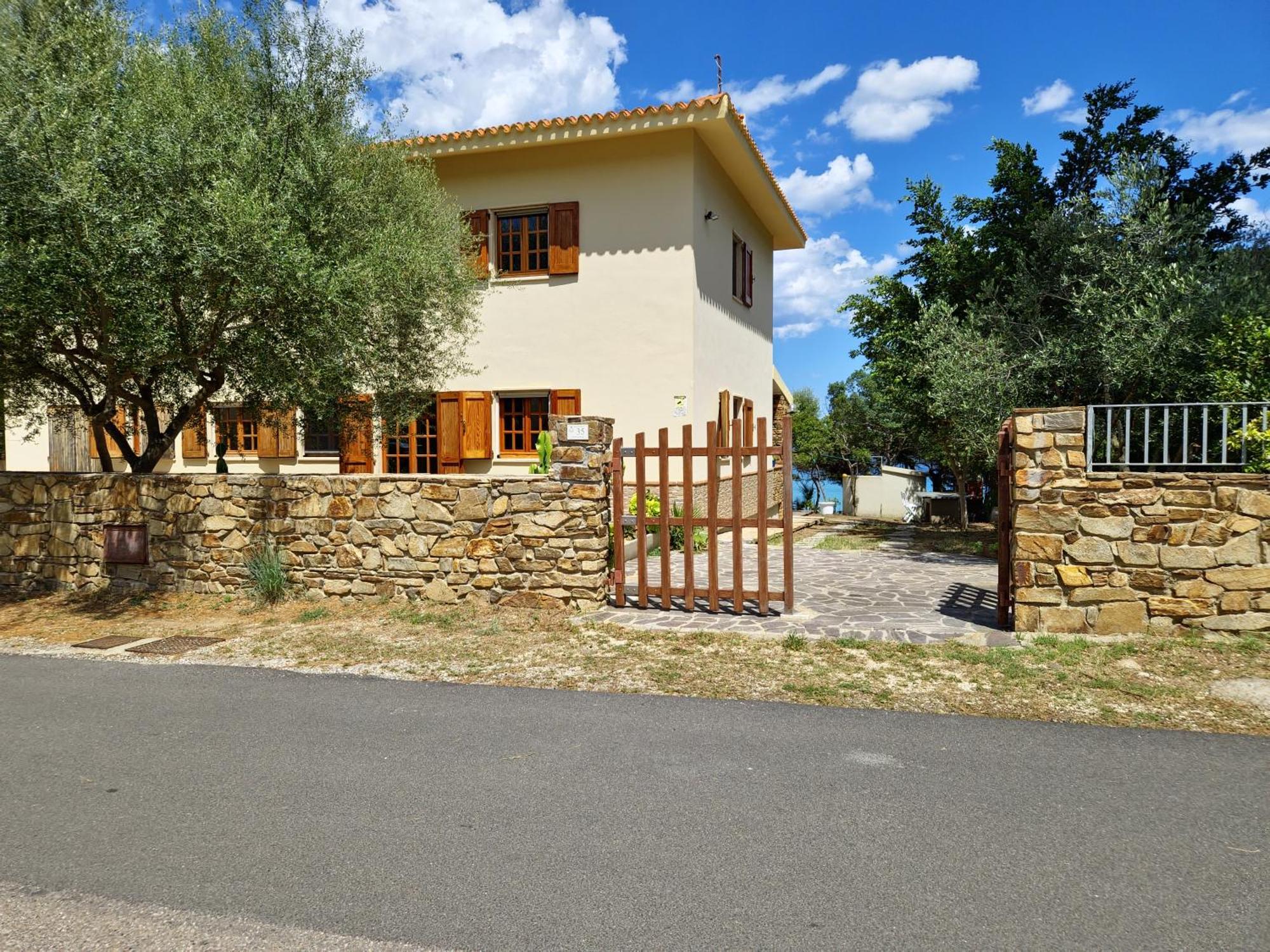 Villa Papiyon - Accesso Privato Alla Spiaggia Кала-Ліберотто Екстер'єр фото